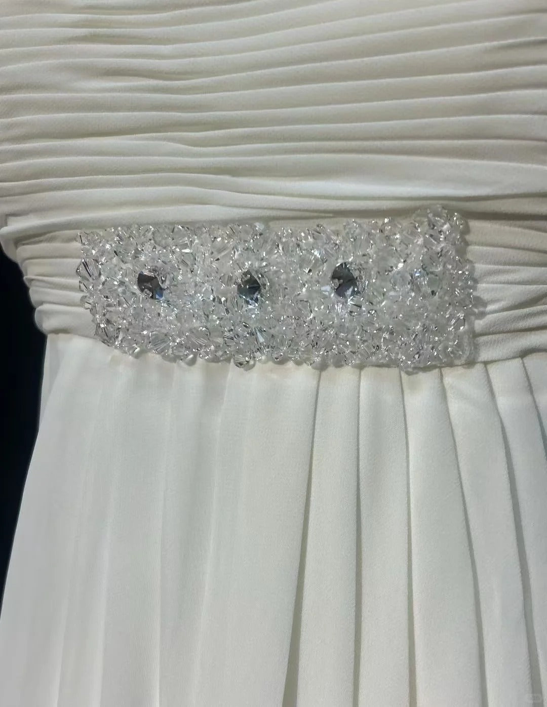 Elegant A line Strapless Chiffon White With Beads Wedding Bridal Gown Long Wedding Dresses RB5123