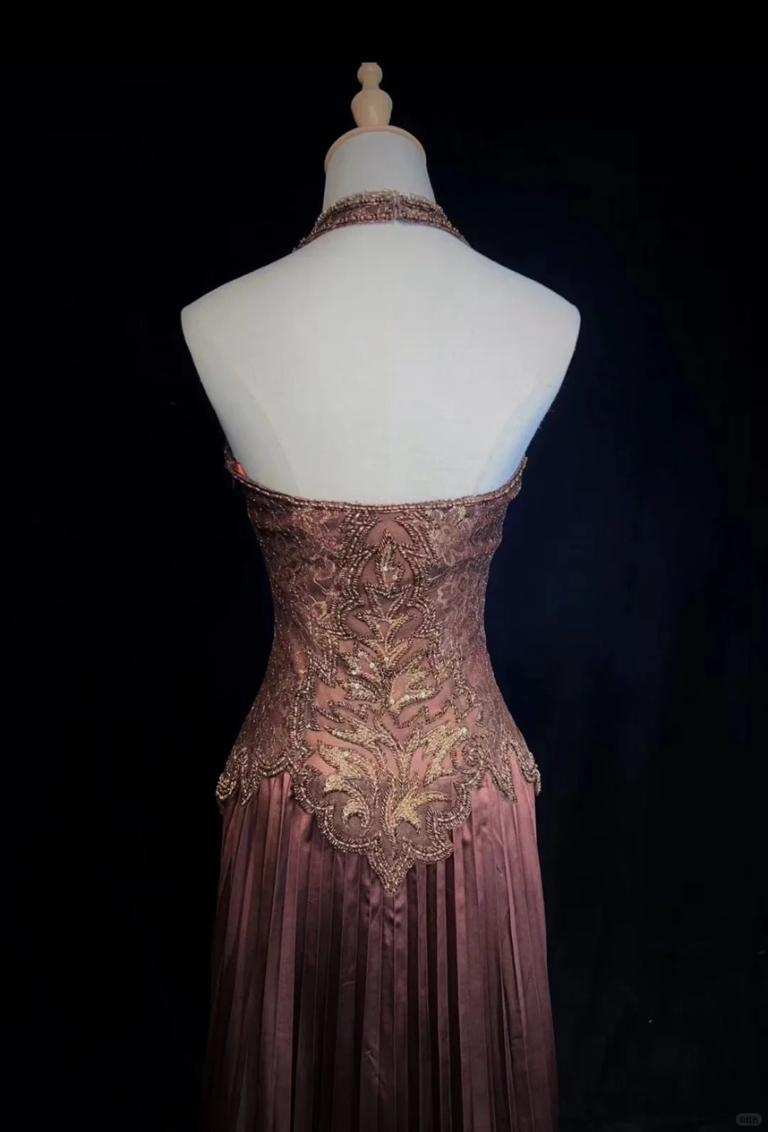 Vintage Prom Dresses 80s A Line Halter Chocolate Satin Long With Beading Evening Formal Outfits RB5137