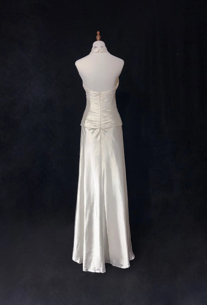 Robes de bal vintage Trapèze Col Haut Satin Blanc Avec Cape Plissée Robe de Soirée Longue Années 1960 N2604