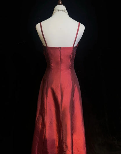 Robes de bal élégantes coupe trapèze, bretelles spaghetti, taffetas bordeaux avec volants, sans manches, longue robe de soirée N2884
