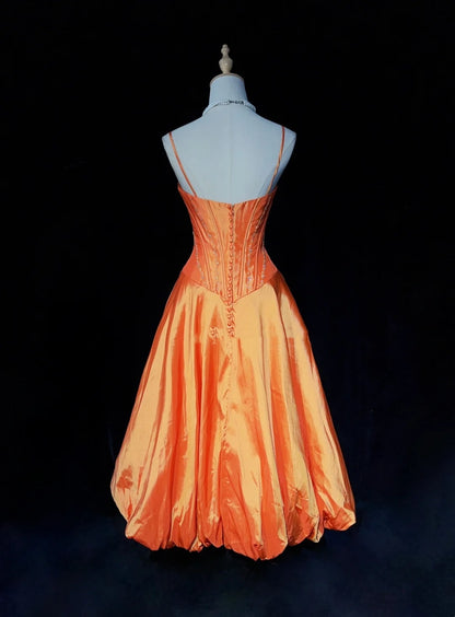 Robes de bal intemporelles robe de soirée spaghetti orange taffetas avec cape perlée tenues de soirée N3239