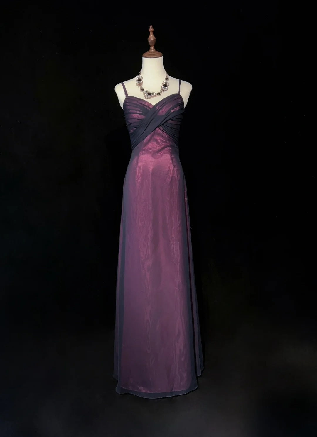 Vintage Abschlussball-Kleider, A-Linie, Spaghettiträger, Burgund, Schwarz, Chiffon, langes Abendkleid N3016