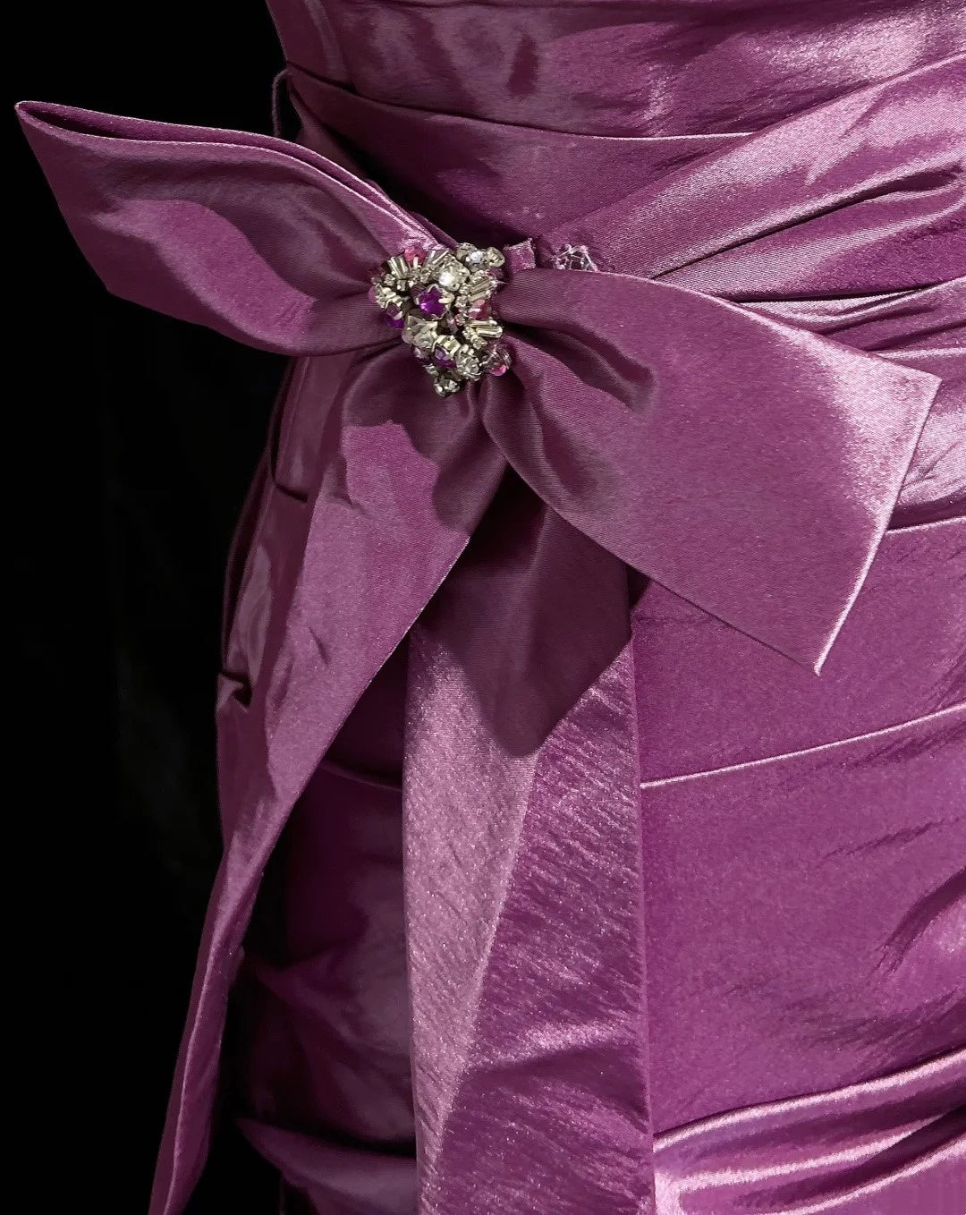 Vintage Prom Dresses Mermaid V Neck Lilac Satin With Ruffles Short Sleeves Long Formal Dress N2500