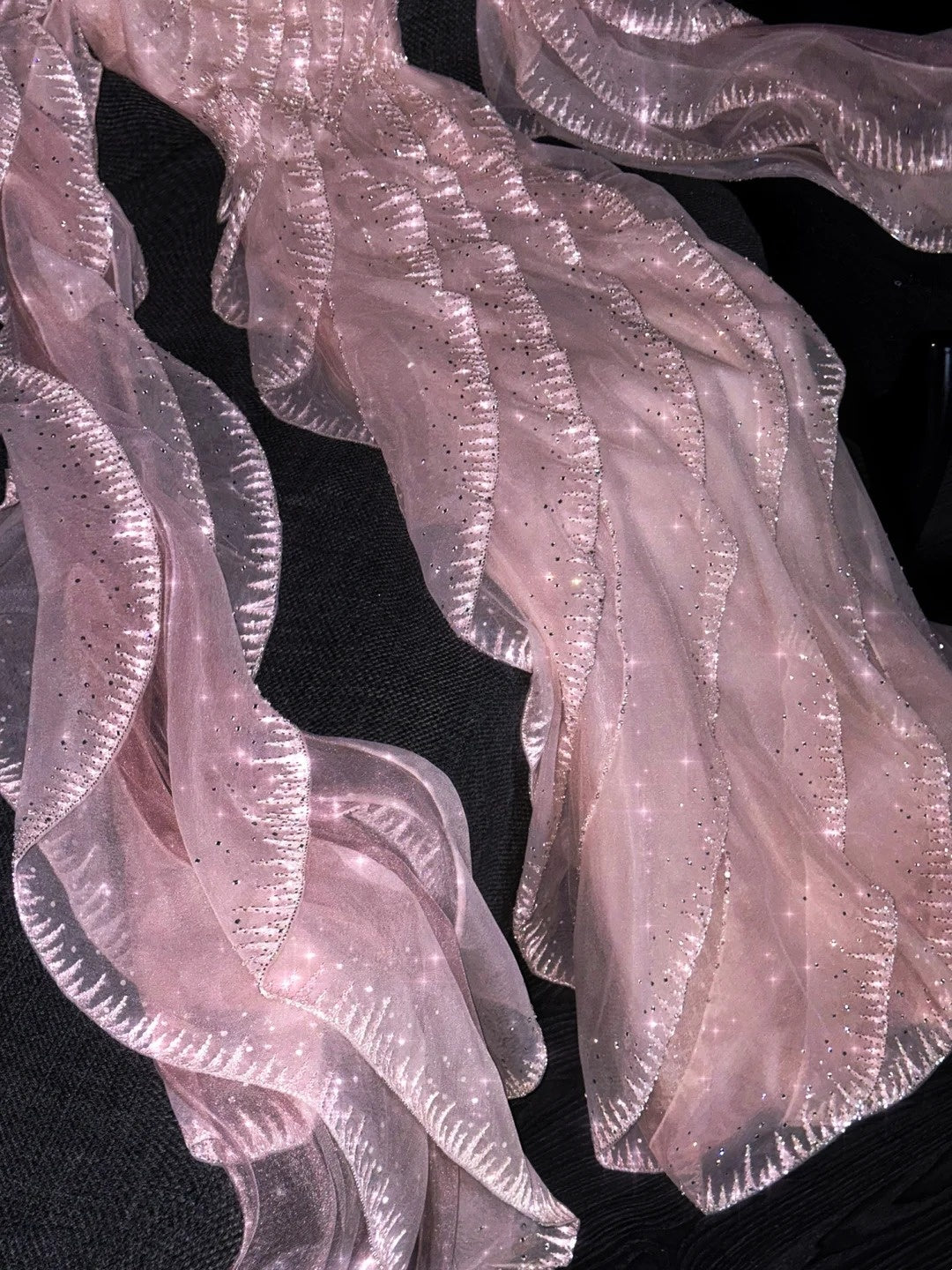 Glitzerndes, schulterfreies, pinkfarbenes Paillettenkleid in A-Linie, langes formelles Abendkleid, formelles Kleid zum 18. Geburtstag, Ballkleid N733