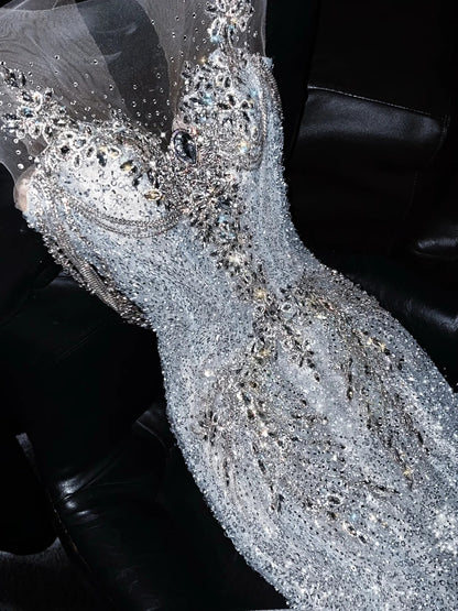 Robe de mariée sirène à paillettes argentées, décolleté rond, coupe ajustée, modèle N1352