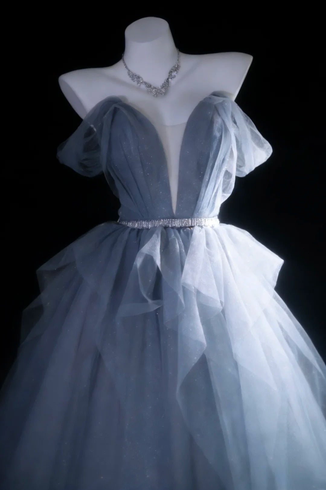 Modest Prom Dresses Ball Gown Off The Shoulder Dusty Blue Tulle With Sleeves Long Quince Dress N2970