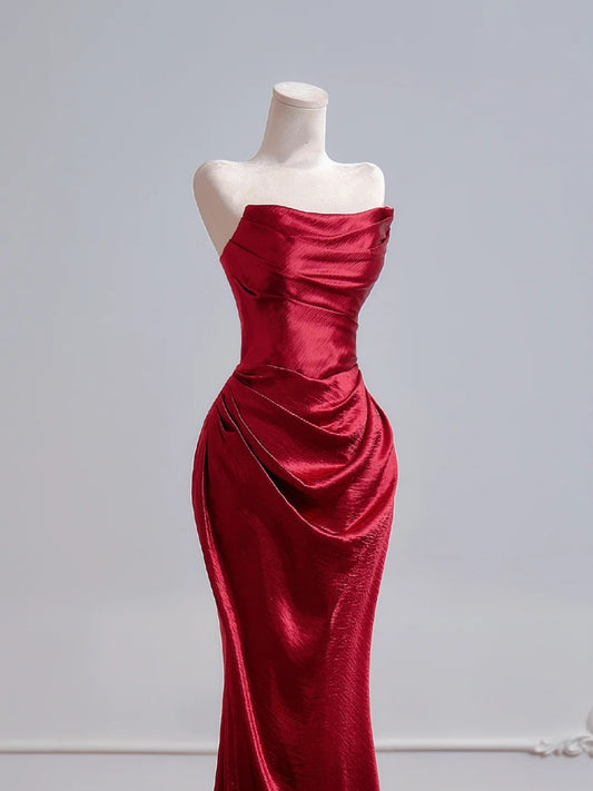 Robe de bal longue rouge satinée, bustier, style sirène romantique, idéale pour un 18e anniversaire (N392)