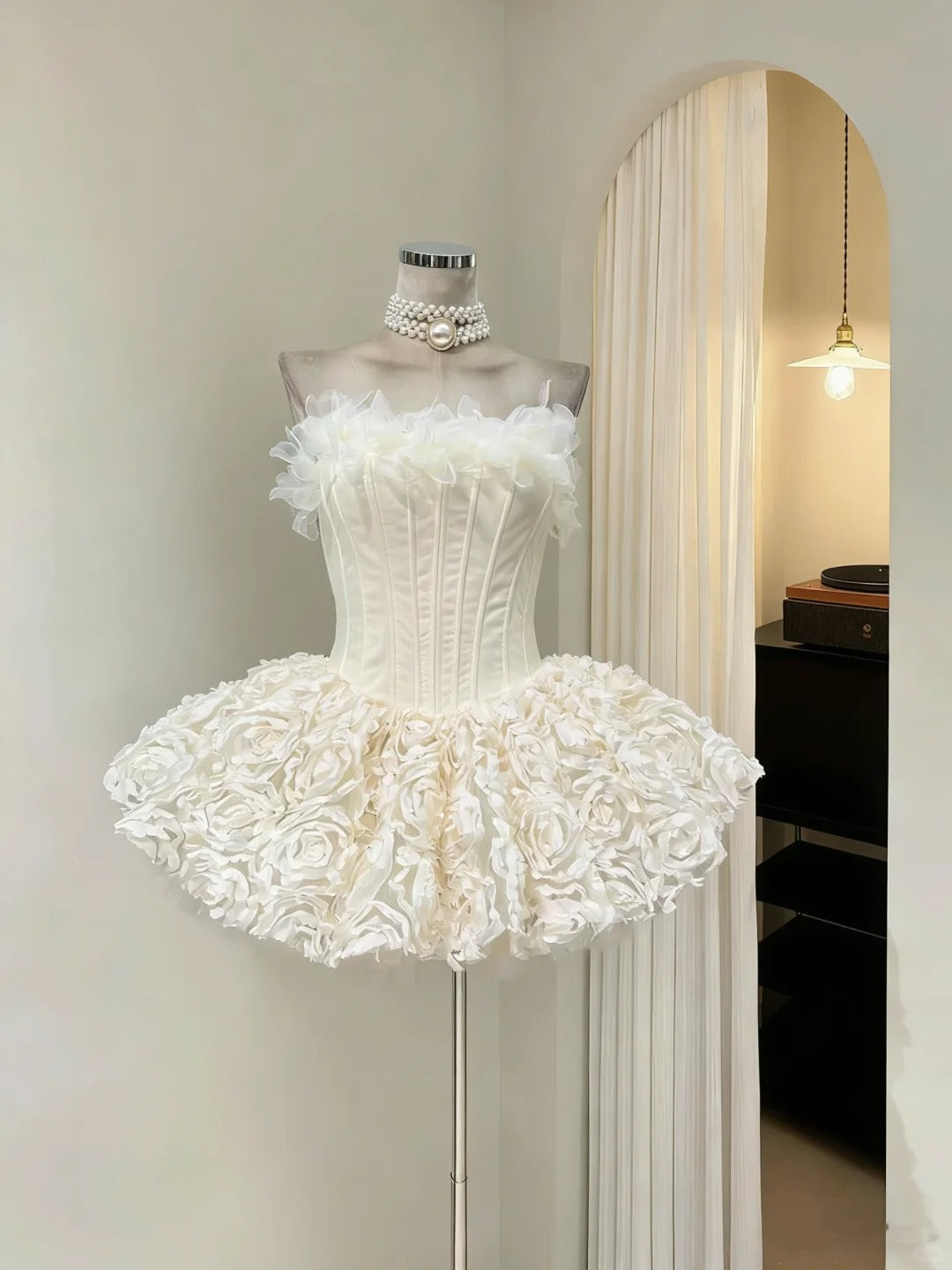 Robe De Bal Modeste Bustier Blanc Court Mini Inspo Aîné Tenues D'anniversaire De 16 Ans Robes De Retour RB3965