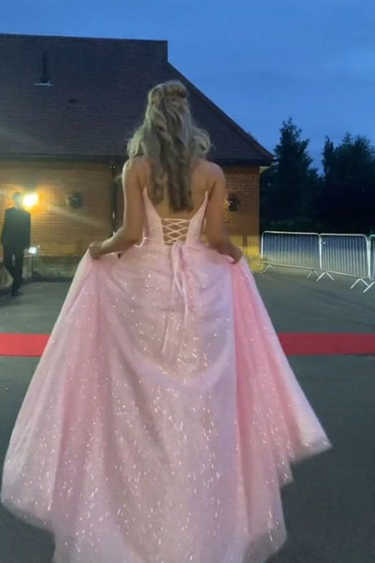 Robe de bal longue élégante en tulle rose pailleté à col en V, coupe trapèze - Inspiration robe de bal longue AB316