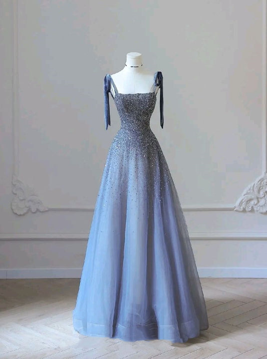 Robe de bal longue bleue à bretelles et perles, coupe trapèze, ornée de bretelles et de sequins, idéale pour un anniversaire ou une soirée (N234)