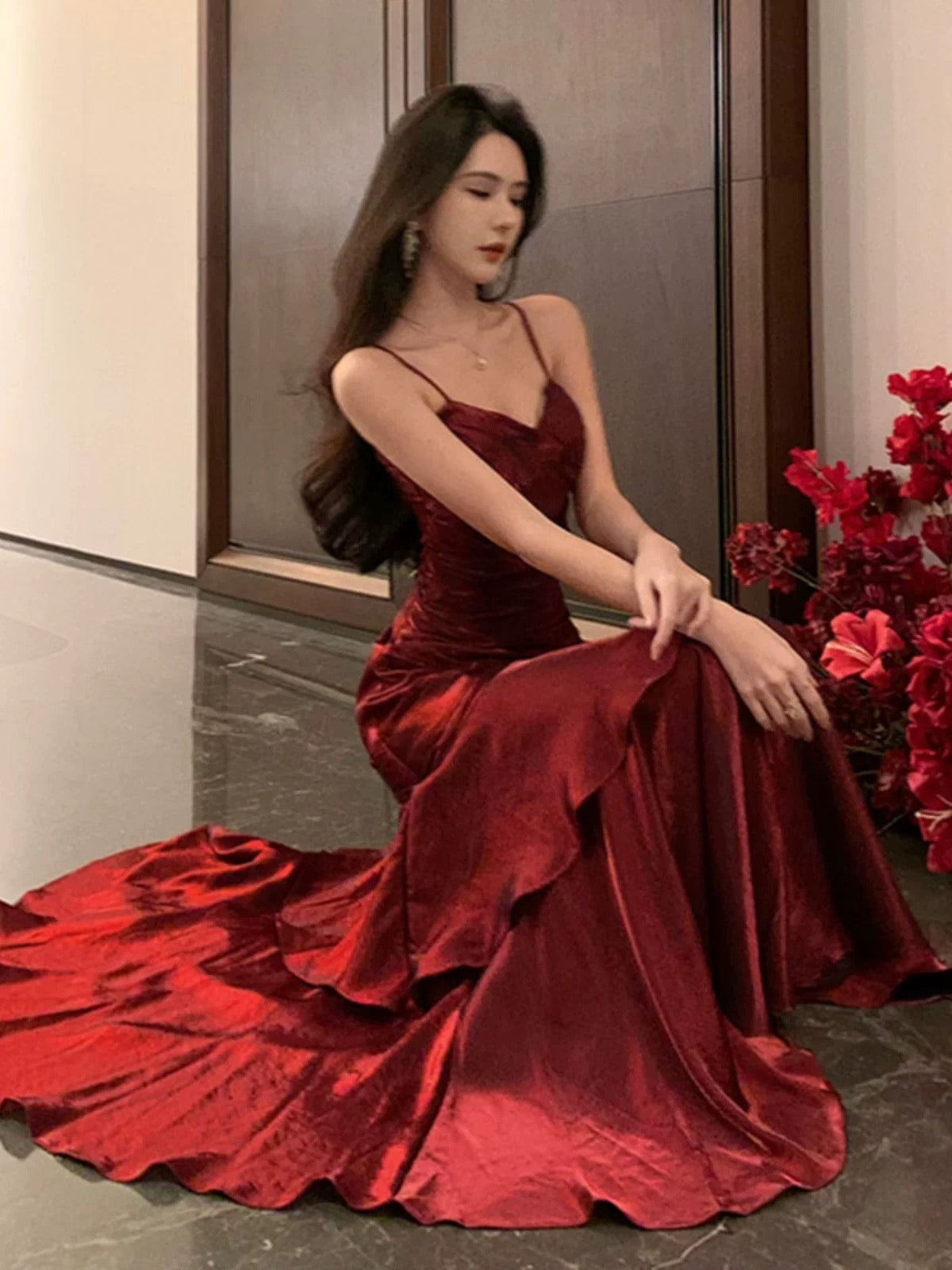 Superbe robe de bal sirène à bretelles spaghetti bordeaux en satin longue Inspiration Prom Dresses RB1331