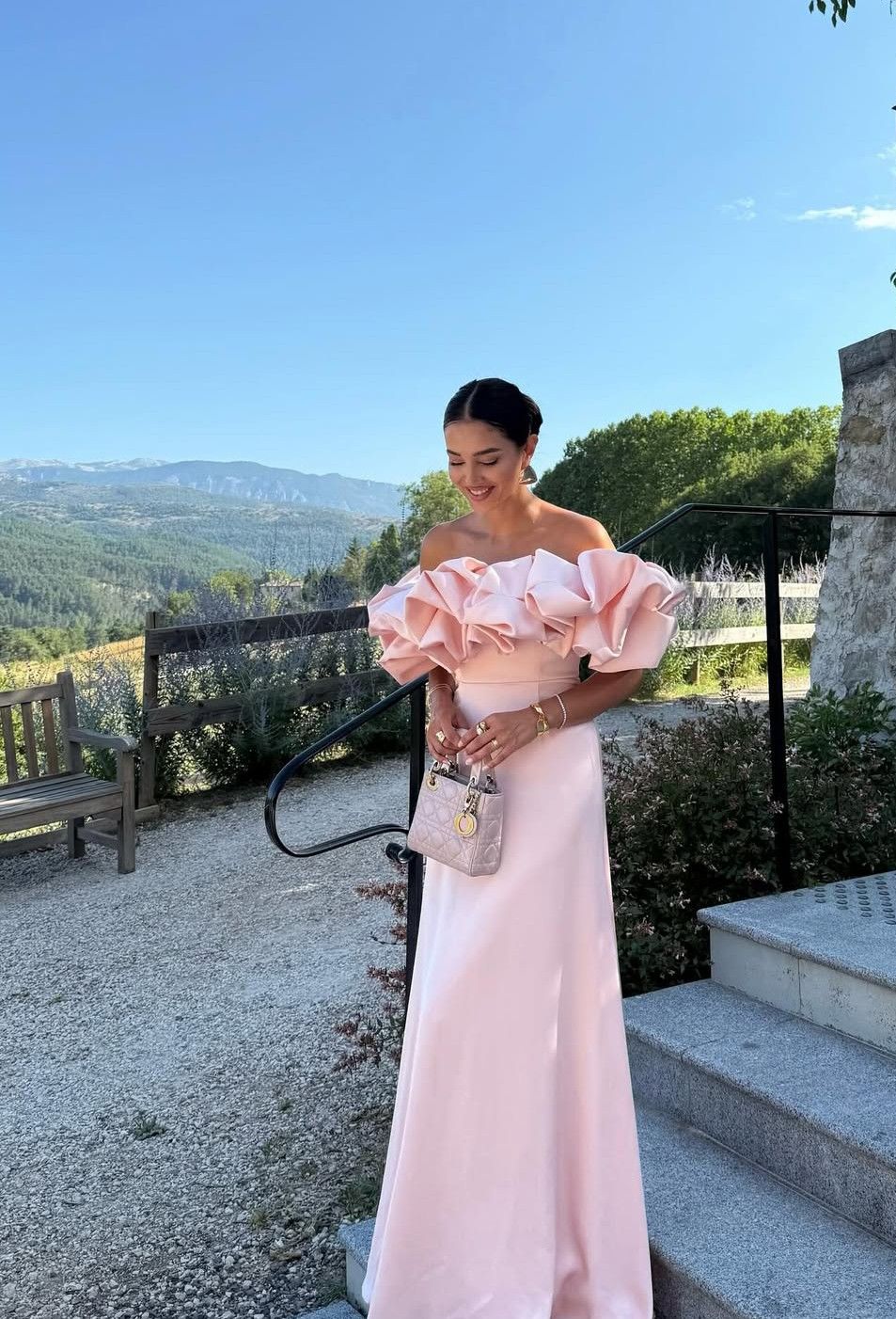 Elegantes A-Linien Off-Shoulder Rosa mit Ärmeln Frühlings-Abendkleid Lange Ballkleider N2680