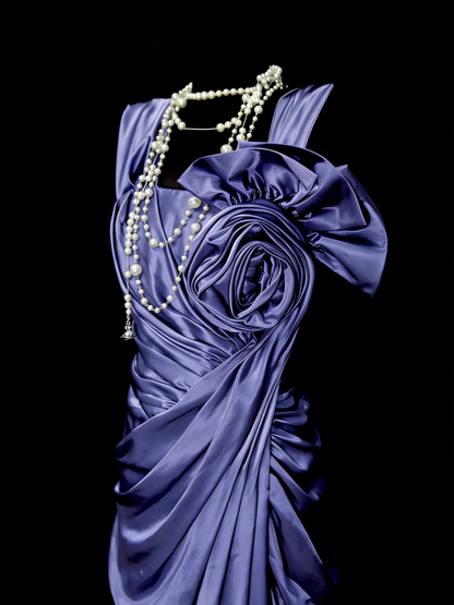 Elegantes, formelles Etuikleid mit eckigem Ausschnitt aus weinrotem Satin für College, Abschlussball und andere festliche Anlässe für Teenager (N1151)