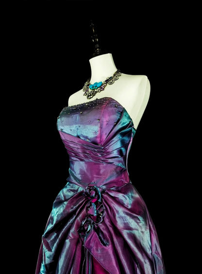 Vintage-Abendkleider im Stil der 1950er Jahre: Retro-Ballkleid, trägerlos, weinrot, lang, mit Rüschen, N2007