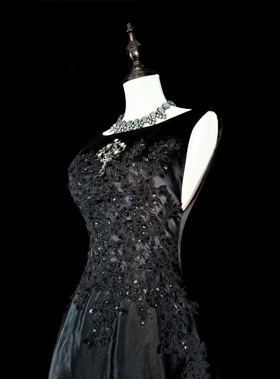 Vintage Abschlussballkleider Ästhetisch A-Linie Rundhals Schwarz Tüll mit Applikationen Langes Abendkleid N2158
