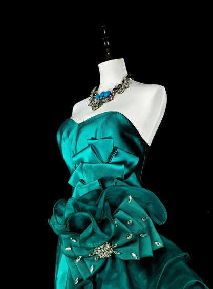 Robe de bal longue vintage sirène vert satin années 70, bustier cœur, taille 4 N1834