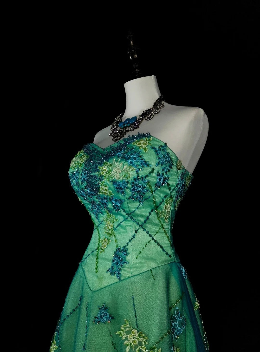 Vintage A-Linie Sweetheart Grün Tüll Mit Perlen Edelsteinkristallen Abendkleid Lang Ballkleider N2699
