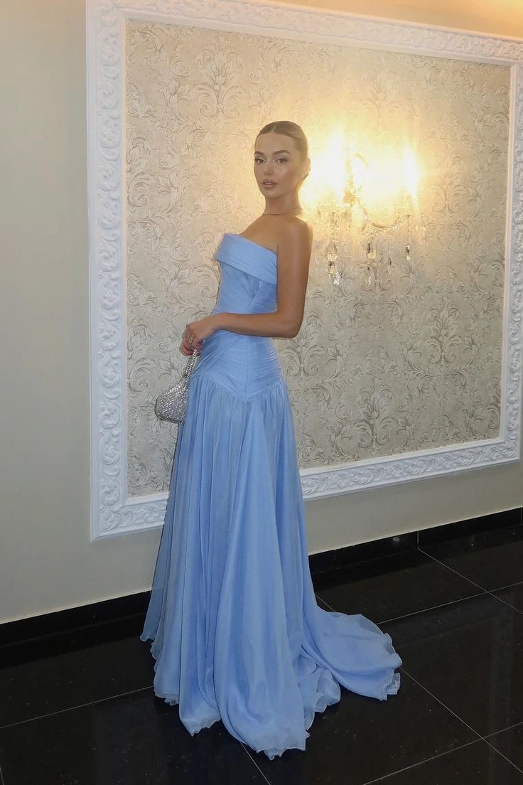 Magnifique robe de bal longue bleue chic, sans bretelles ni manches, coupe trapèze, avec plis, AB393