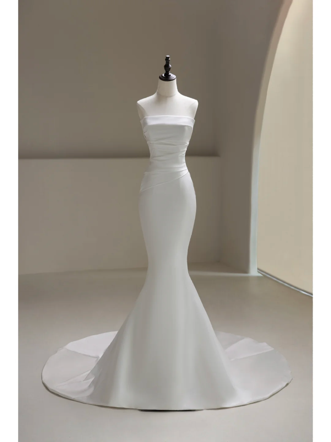 Timeless Mermaid Strapless White Satin Long Bride Dress Summer Simple Bride Dress Classy Wedding Dresses AB869