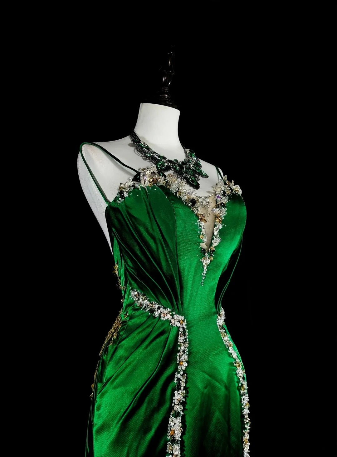 Vintage Meerjungfrauen-Kleid mit Spaghettiträgern, grünem Satin, rückenfrei, langes Abendkleid, formelles Kleid für den 18. Geburtstag, Abschlussball, N1750