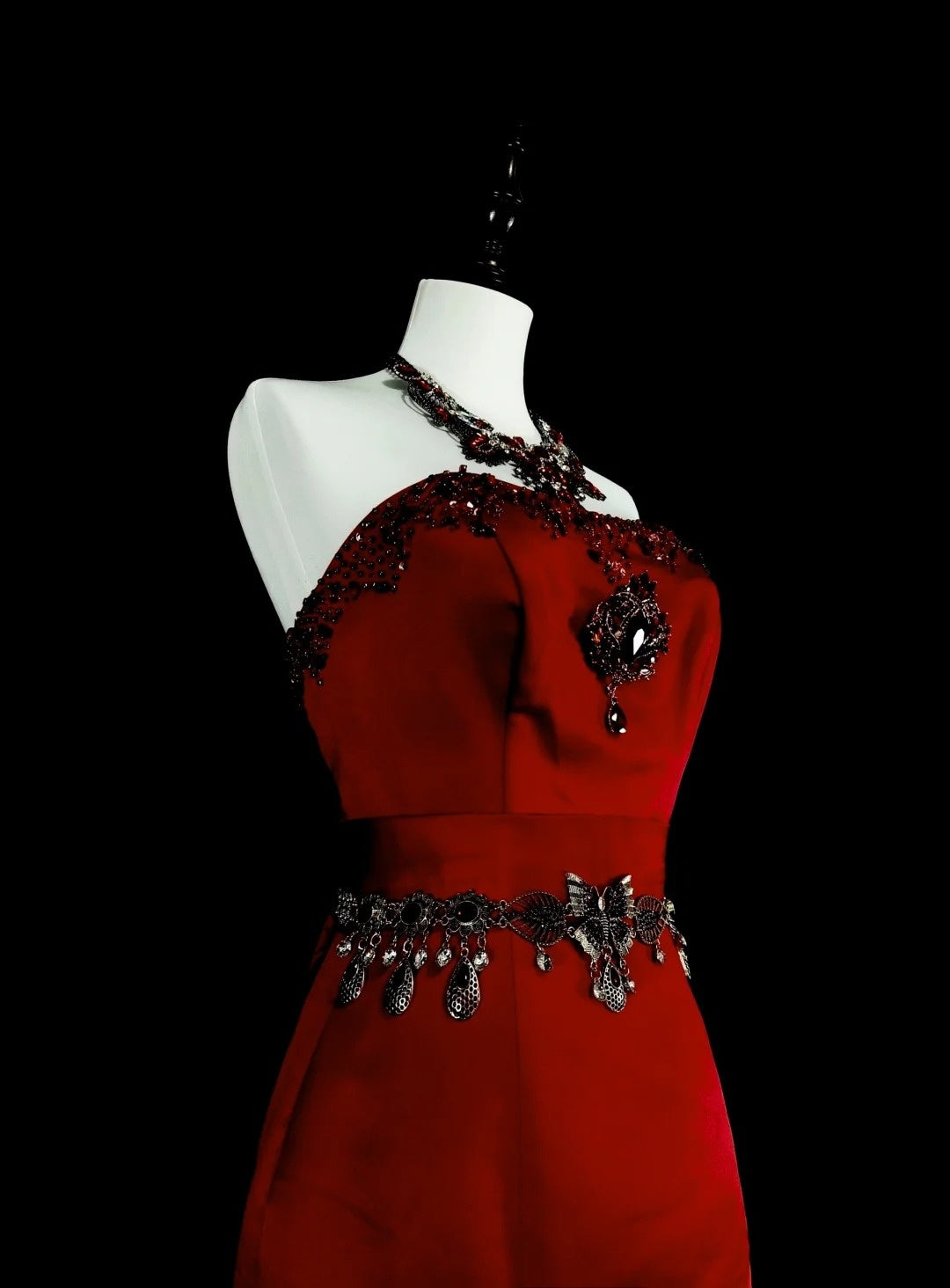 Robe de bal de printemps sirène bustier rouge en tulle, modèle N1426