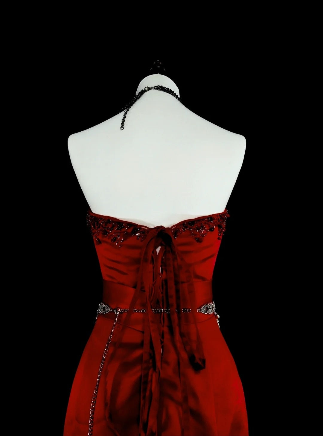 Robe de bal de printemps sirène bustier rouge en tulle, modèle N1426