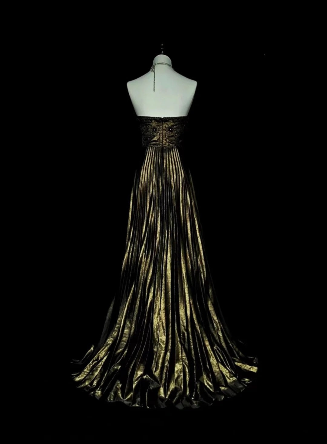 Vintage A Line Strapless Gold Black With Beaded Long Summer Prom Dresses Senior High Schools Formal Party Dress N1424