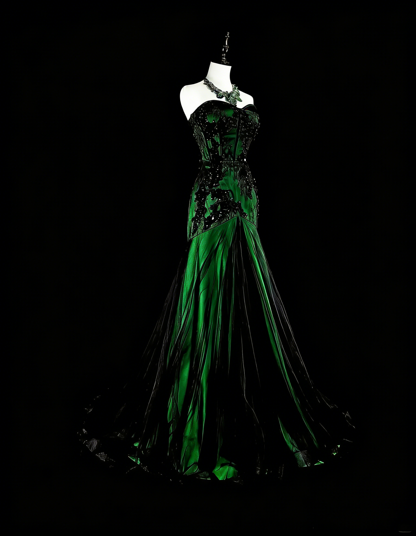 Robe de bal longue vintage années 1760, style sirène, bustier vert avec appliques noires N1606