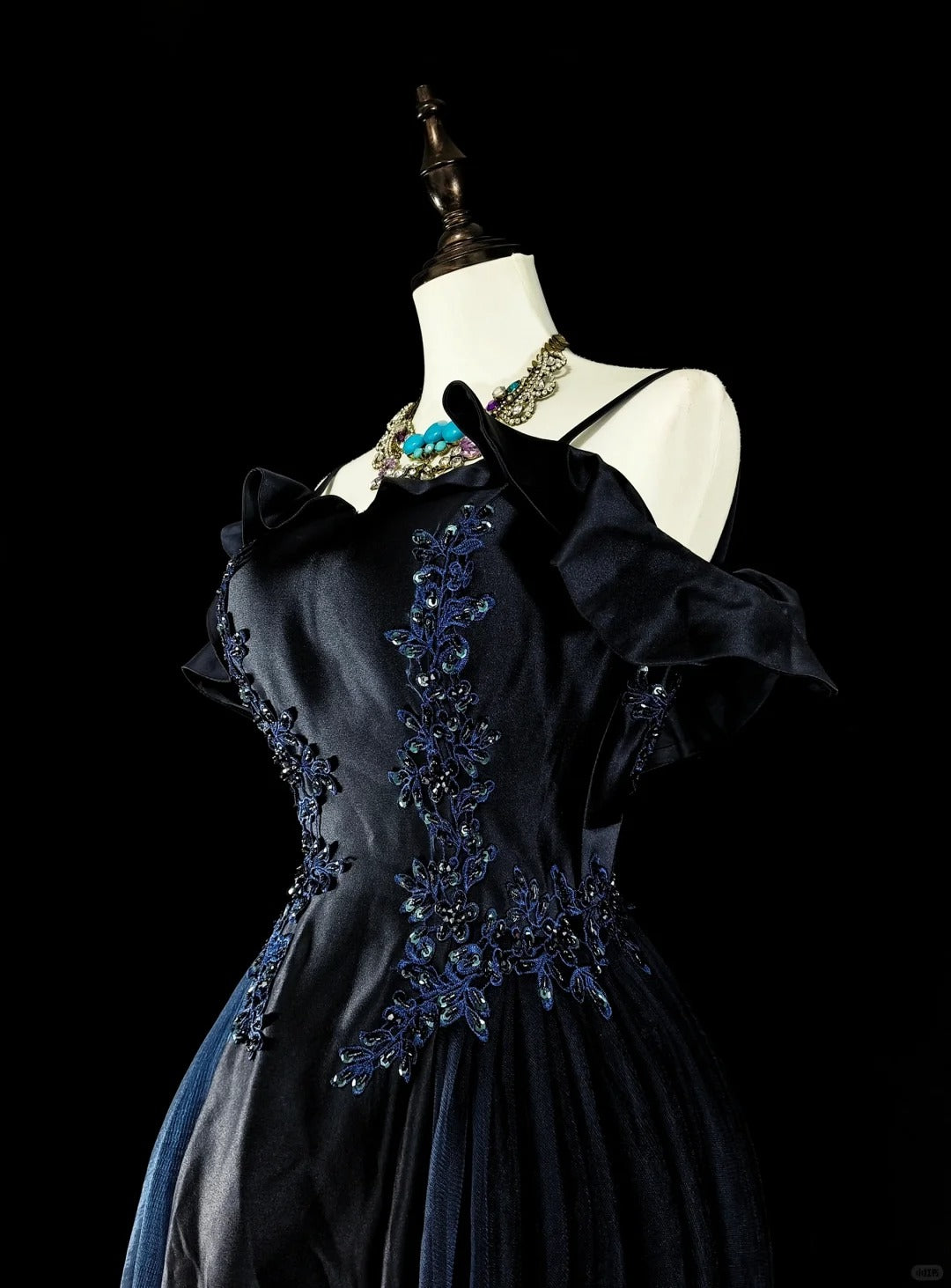Vintage Prom Dresses A line Spaghetti Strap Off-Shoulder Navy Blue Tulle With Appliques 80s Long Formal Gown N2722