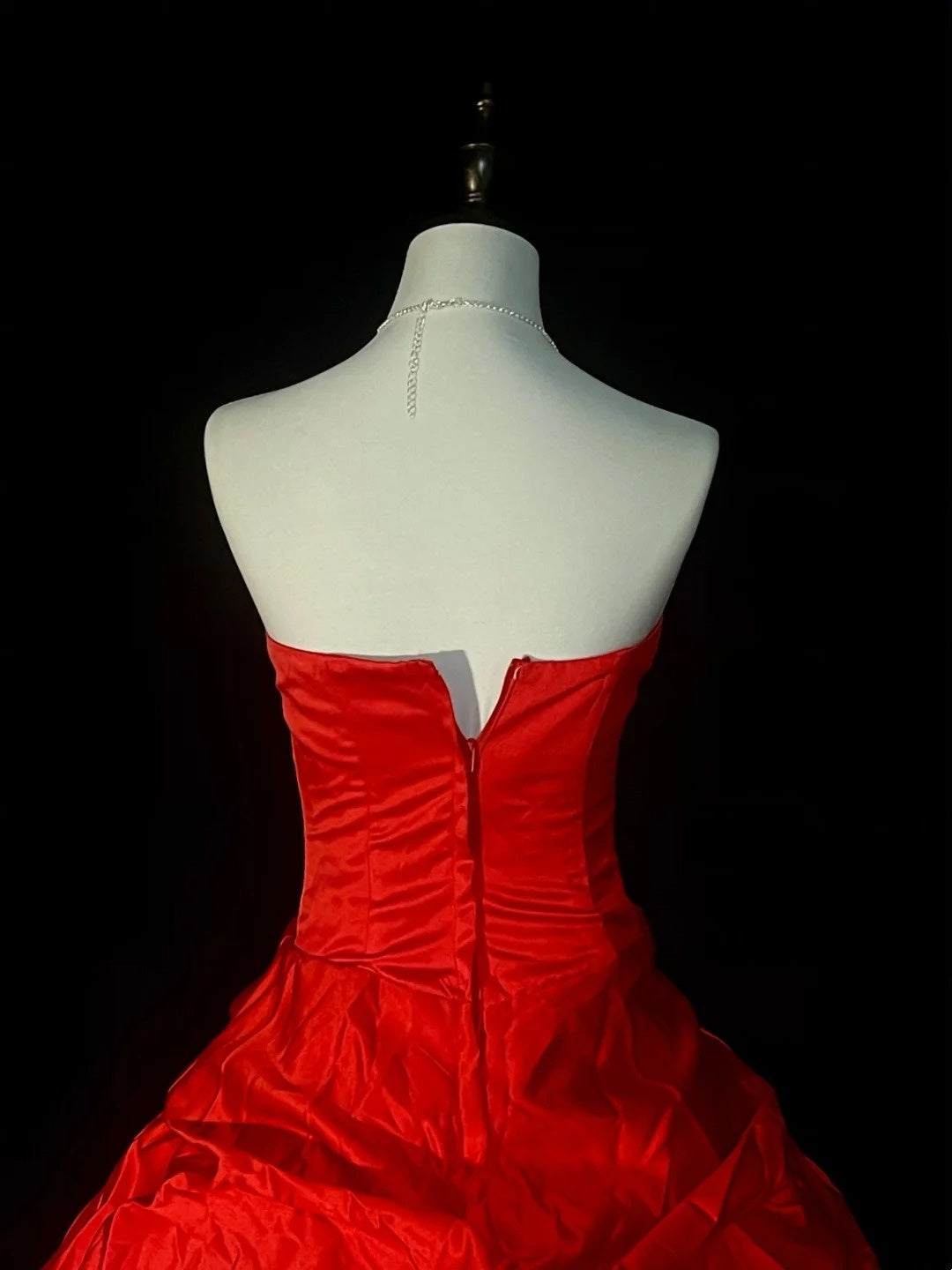 Robe de bal vintage bustier en satin rouge à volants, robe de quinceañera longue (taille 15) - N1435