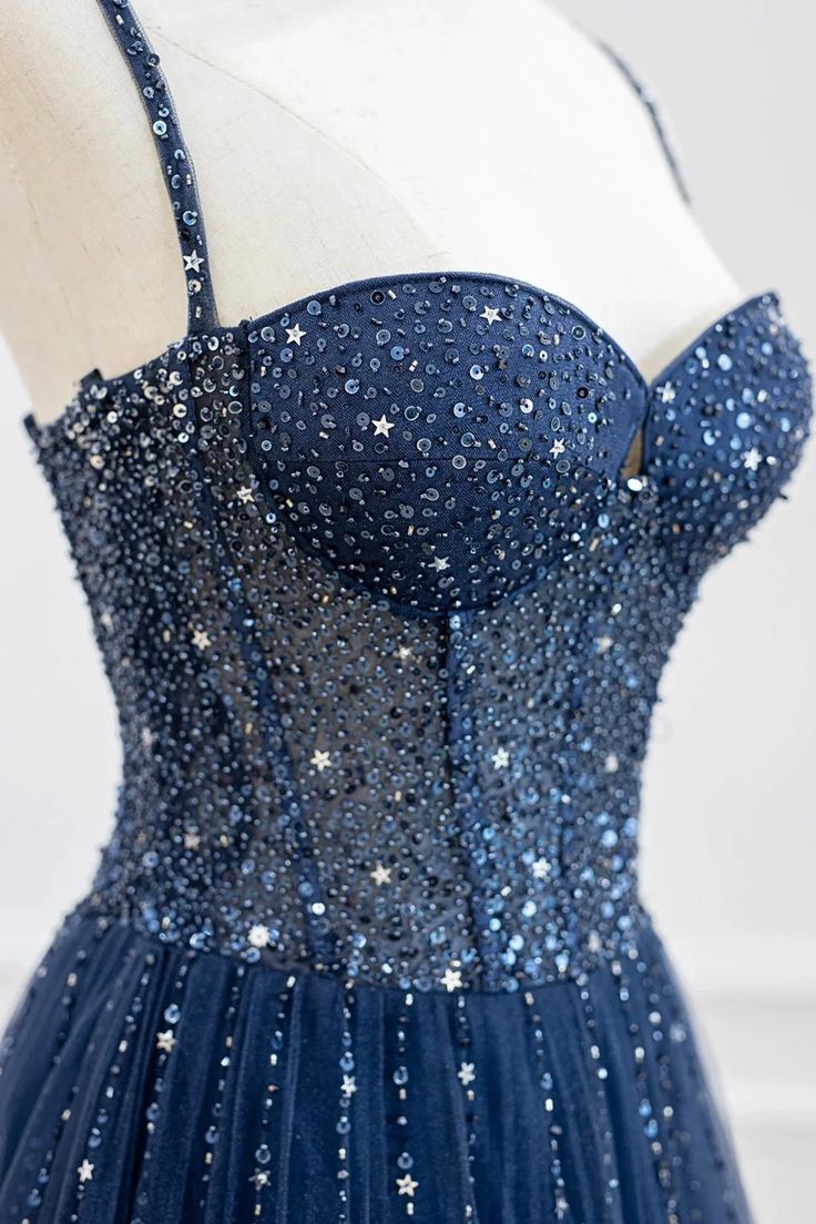 Robe de bal élégante bleu marine à fines bretelles, en tulle et perles, modèle AB516