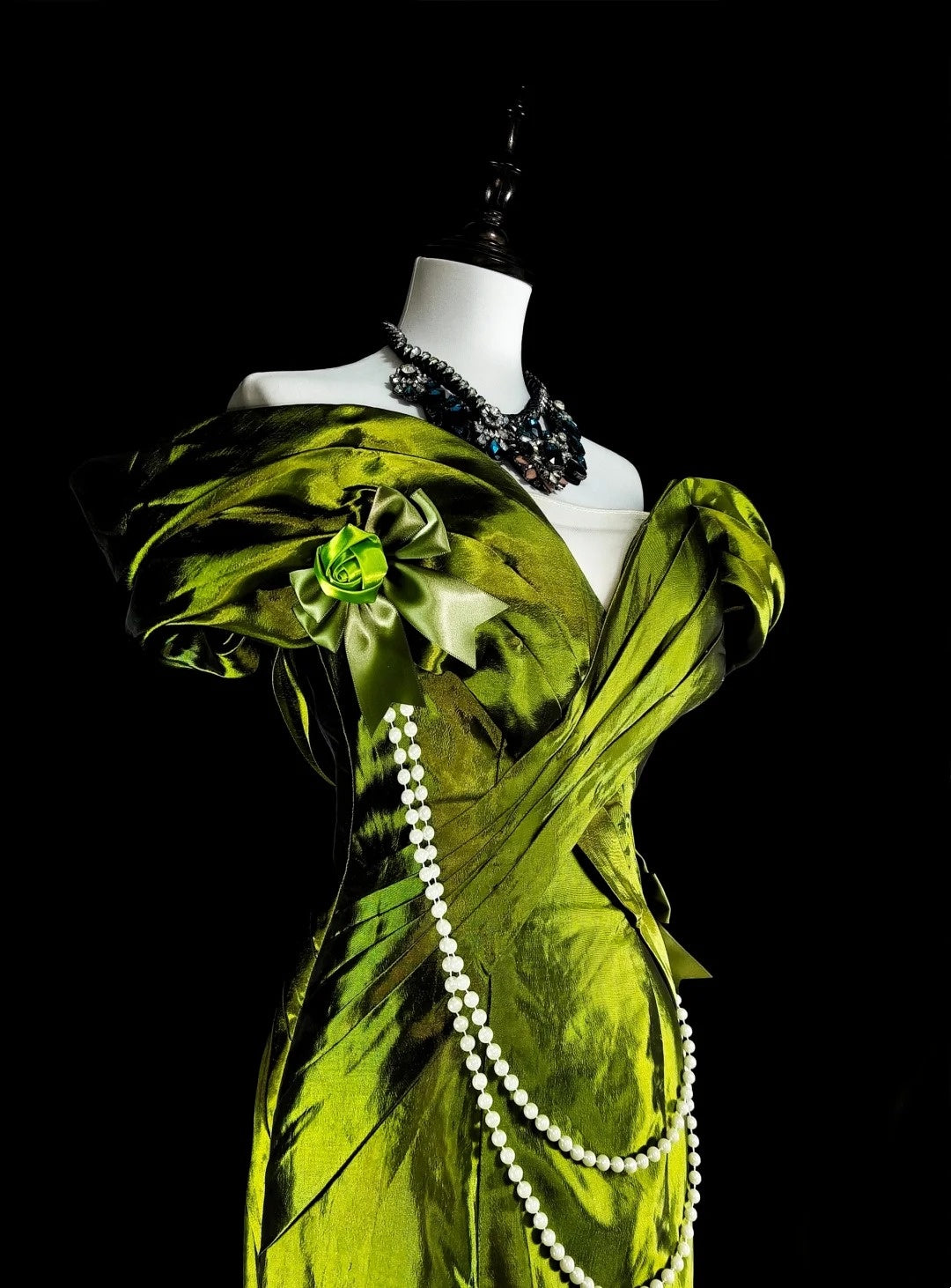 Robes de bal de rêve vintage années 90 rétro épaule dénudée vert olive satiné longues tenues de soirée N2366