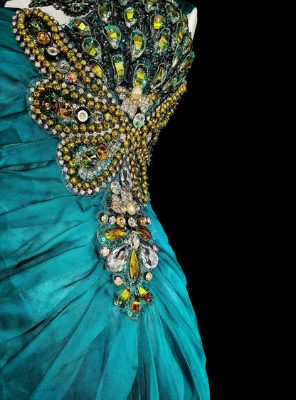 Vintage Meerjungfrauen-Kleid in Grün aus den 70er Jahren mit plissierten goldenen Perlen, langes Ballkleid, Partykleid N1837