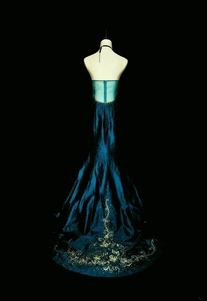 Robe de bal longue sirène vintage sans bretelles en satin vert foncé, style années 80, référence N1438