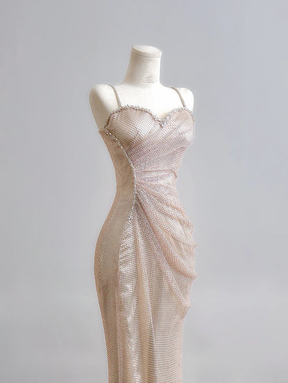 Robe de bal longue sirène à fines bretelles et sequins champagne, style modeste, idéale pour un 18e anniversaire ou une soirée élégante (N385)