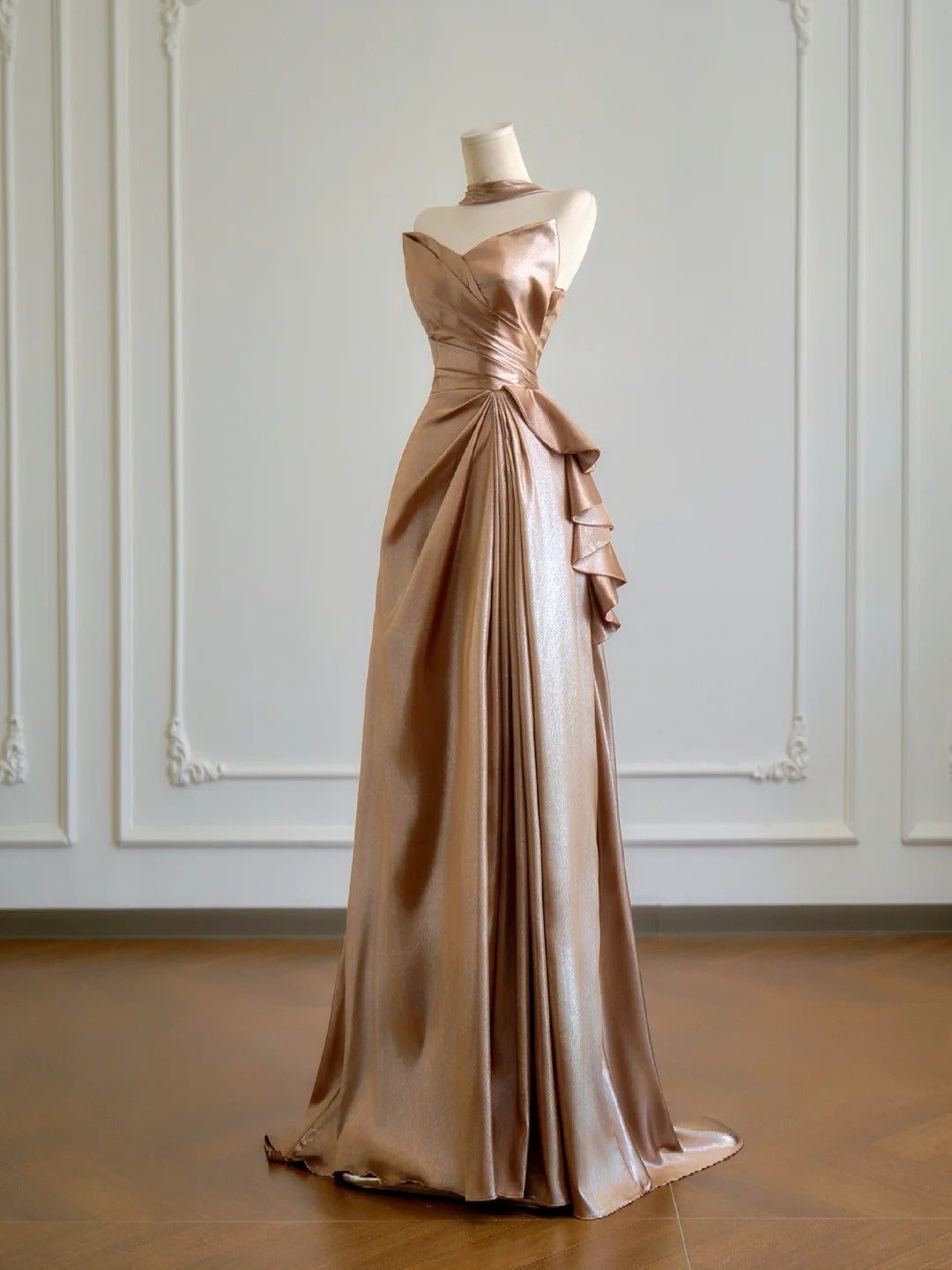 Robe de bal longue de soirée, coupe trapèze, décolleté cœur, couleur champagne avec fente, idéale pour les fêtes d'anniversaire (N375)