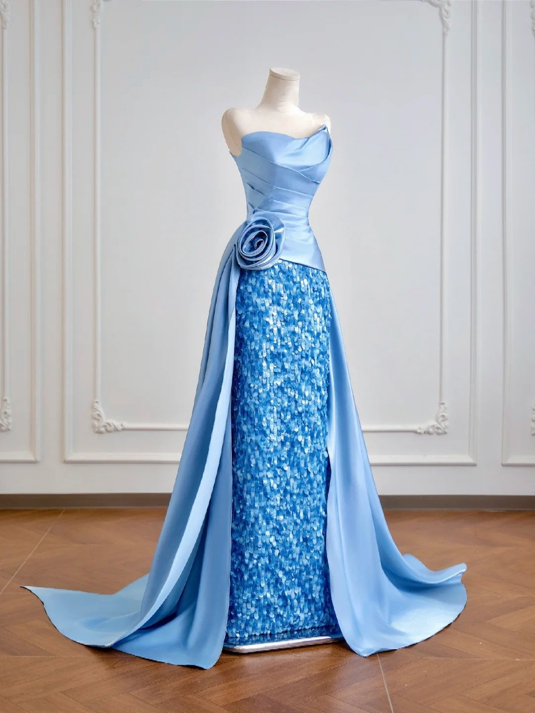 Luxuriöses, trägerloses Meerjungfrauen-Abendkleid aus blauem Satin mit Pailletten, langes formelles Abendkleid für Geburtstagsfeiern N381
