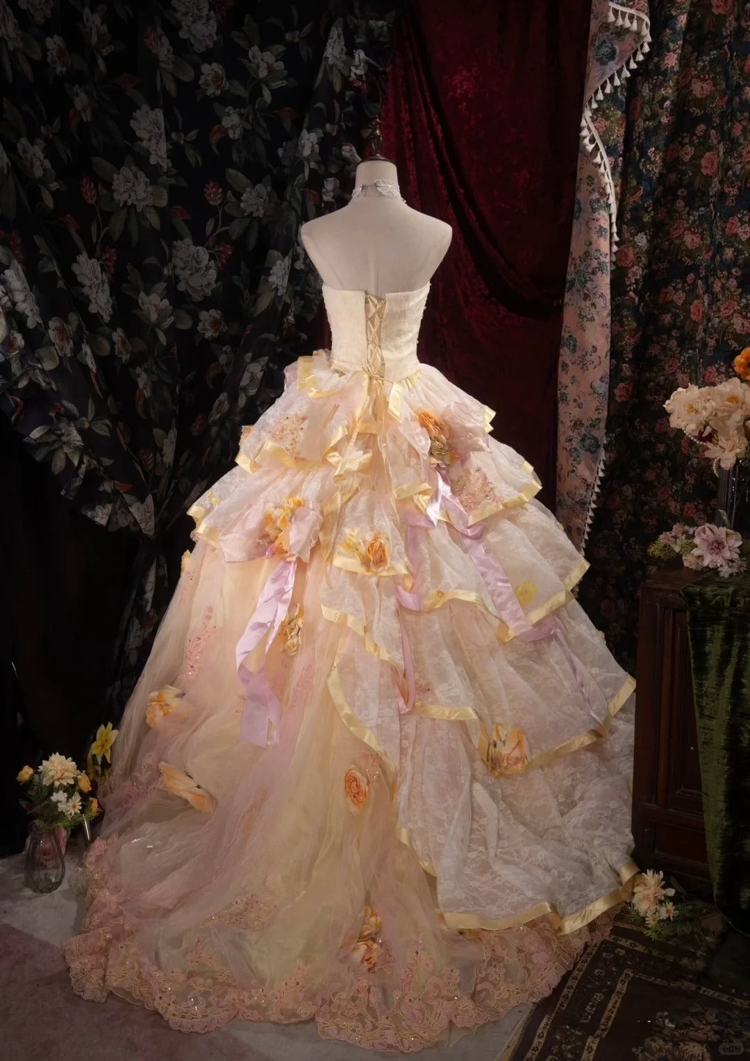 Robe De Bal Magnifique Sans Bretelles Jaune Avec Appliqué Robe De Quinceañera Longue Robe De Quinceañera Douce 15 16 Vestido De Princesa RB4477