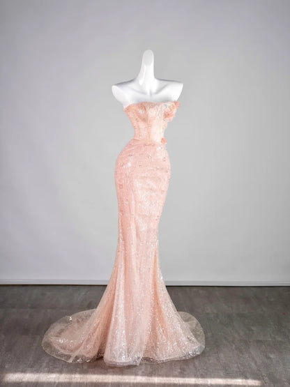 Elegantes, ärmelloses, trägerloses Meerjungfrauen-Abendkleid in Rosa mit Pailletten, Modell N1287