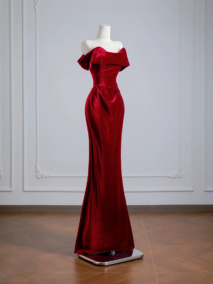 Robe de bal longue sirène romantique en satin rouge à épaules dénudées, idéale pour un 18e anniversaire (N391)