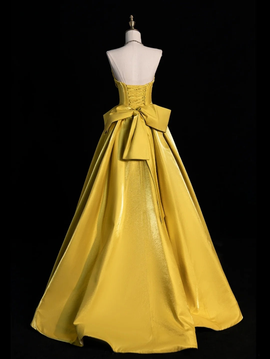 Robe de bal chic en satin jaune à décolleté cœur, robe de soirée longue pour lycéennes, N1261