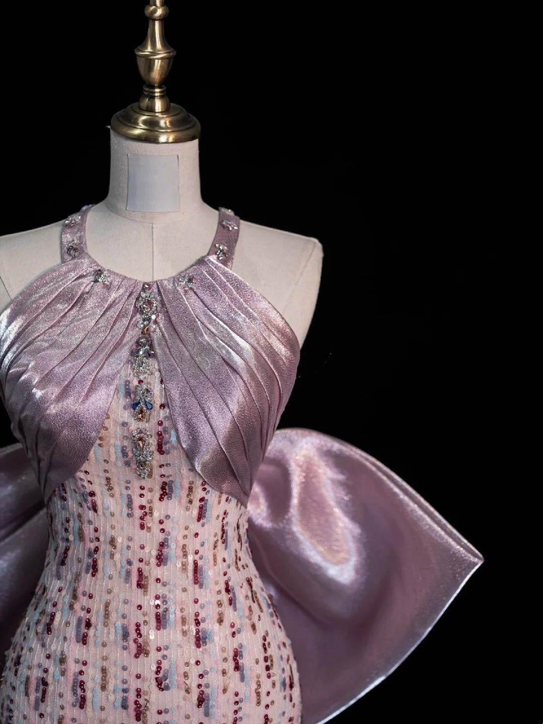 Atemberaubendes Meerjungfrauen-Abendkleid mit Pailletten in Rosa – Inspiration für Prinzessinnen-Abschlussballkleider N1077