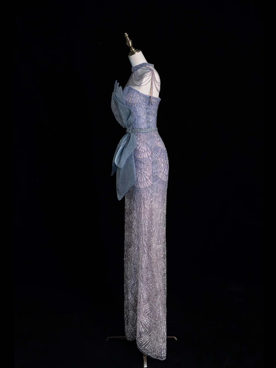 Robe de bal longue sirène grise à sequins, décolleté cœur, inspiration robe de soirée, robe de bal RB1433