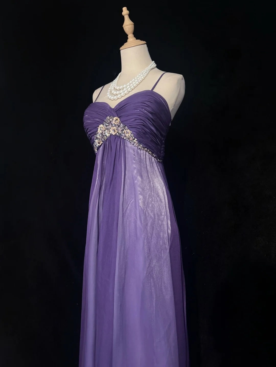 Vintage Prom Dresses 1960s A line Spaghetti Strap Grape Tulle With Flowers Sleeveless Prom Dresses Evening Formal Outfits RB5133