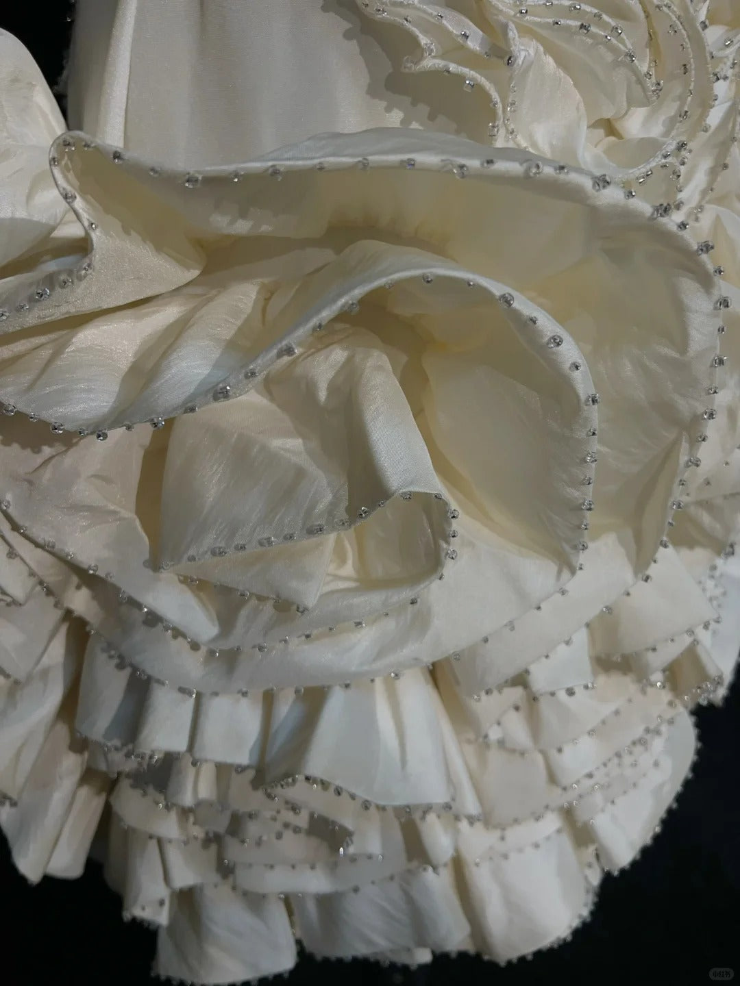 Timeless Wedding Dresses Sheath Strapless Beige Satin With Ruffled Short Bridal Gown N3004