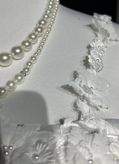 Robes de bal vintage Inspo Sirène Asymétrique Épaules Dénudées Satin Blanc Années 80 Avec Dentelle Robes de Soirée Formelles N3380