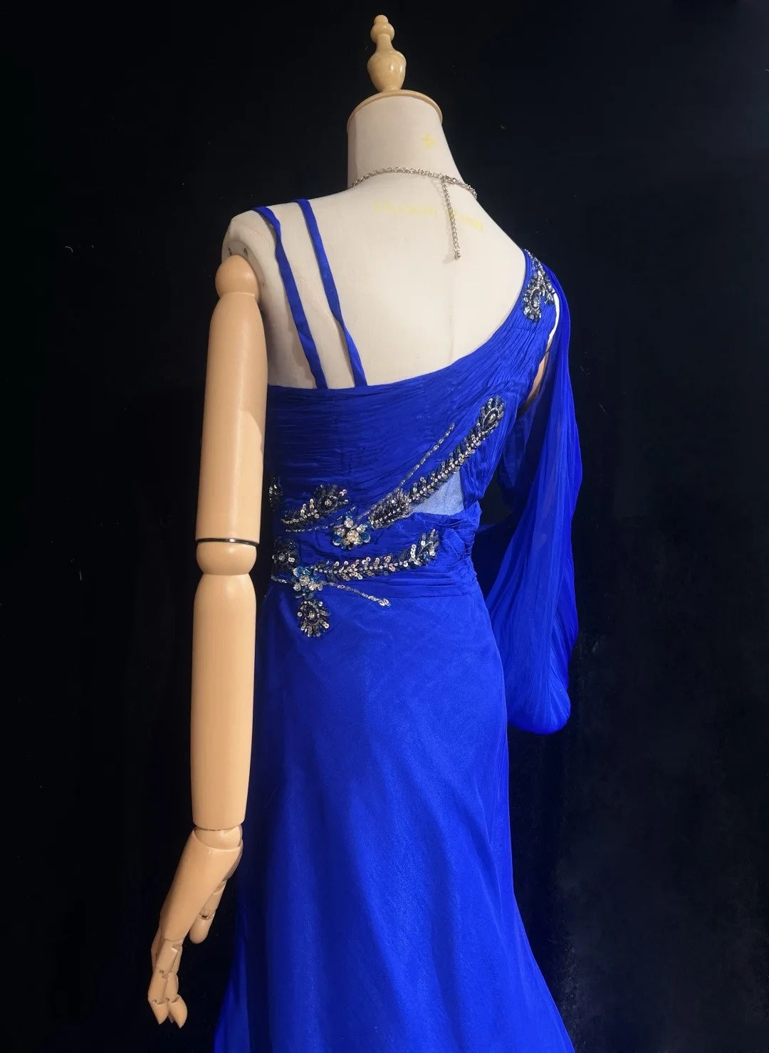 Vintage Abschlussballkleider Inspo Meerjungfrau, One Shoulder, Königsblau mit langen Ärmeln, Perlen, 80er Jahre, langes Abendkleid N2740