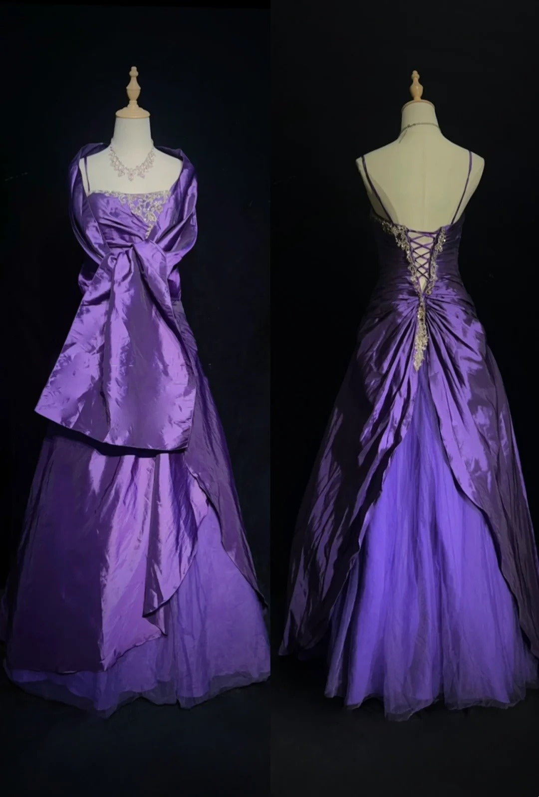 Vintage Abschlussballkleider 1960er Ballkleid Spaghettiträger Lila mit Perlenumhang Langes Abschlussballkleid N3120