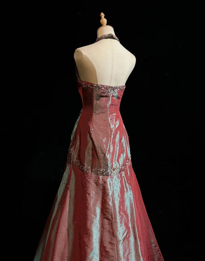 Vintage-Abschlussballkleider 1980er Ballkleid Neckholder Bodenlang Satin mit plissierter Perlenstickerei Abendmode N3126