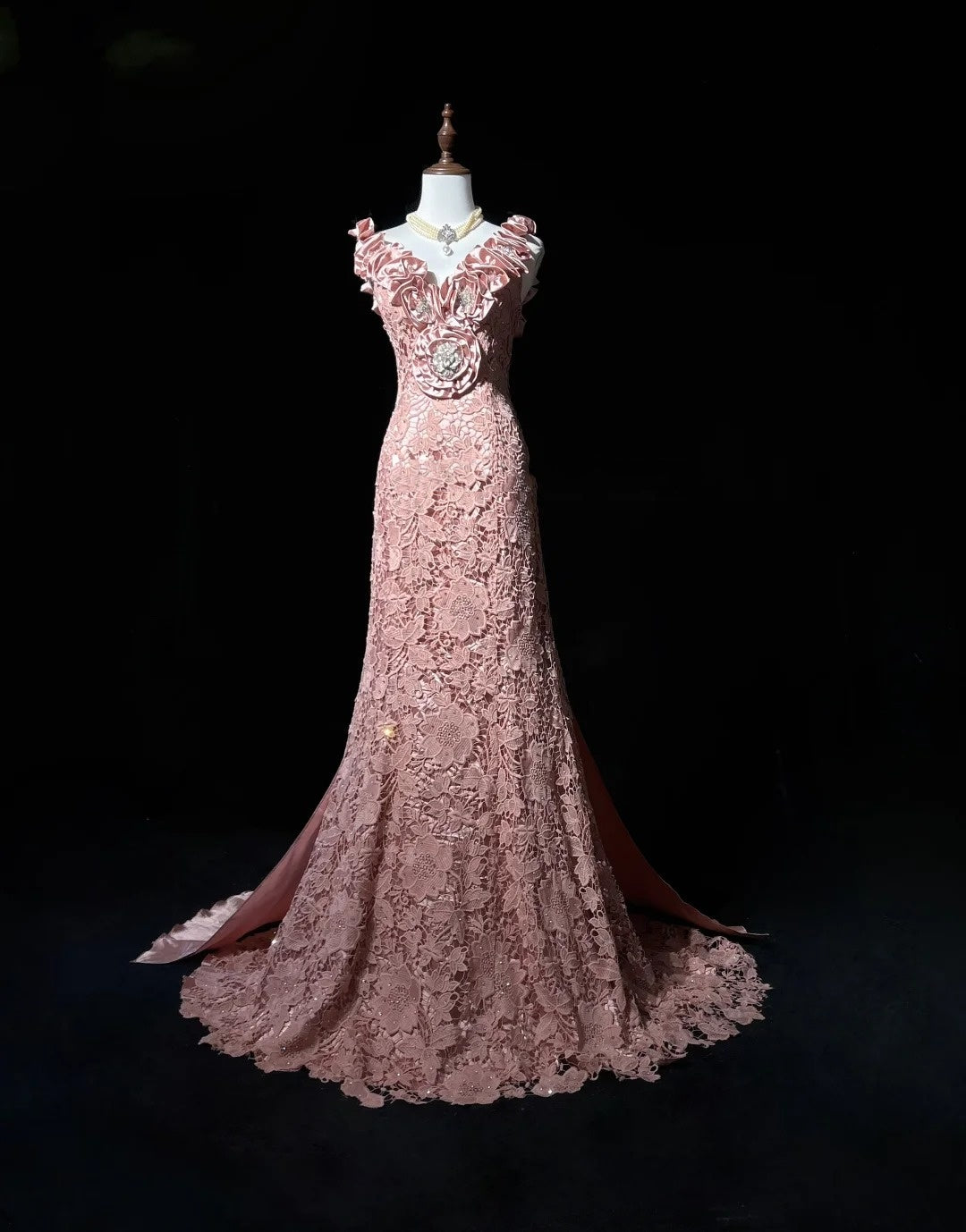 Vintage Meerjungfrauen-Abschlussballkleider mit V-Ausschnitt, rosa Spitze mit 3D-Blumen, lange Abendrobe aus den 1950er Jahren N2594